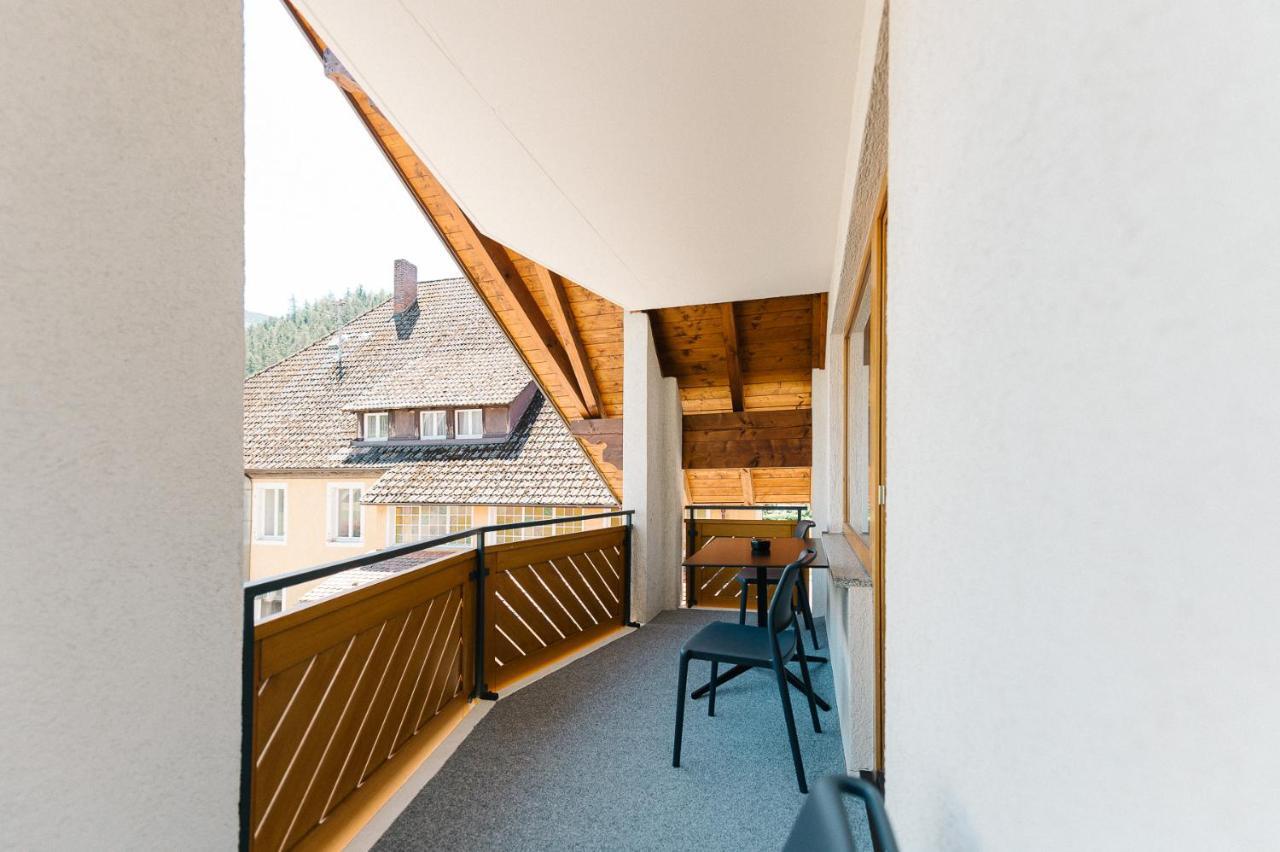 Moderne 2 Zi.-Fewo Blackforest Art Barrierefrei Naehe Freiburg Simonswald Eksteriør billede